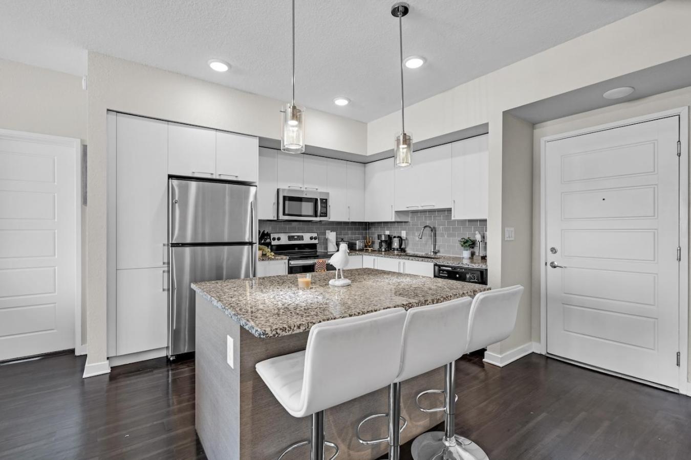 Sunny Haven 2 Bedroom Unit In Boynton With Parking * Boynton Beach