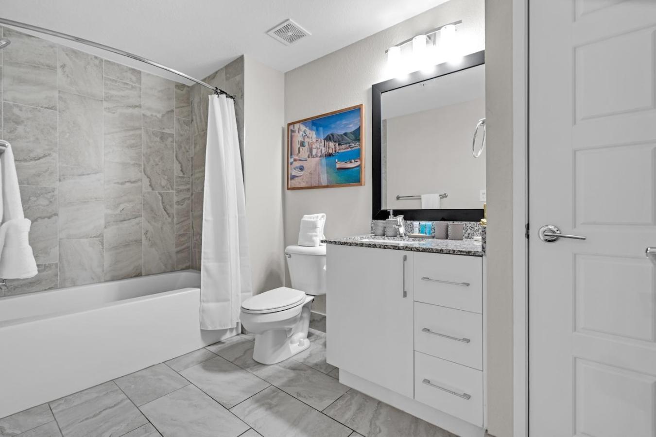 Sunny Haven 2 Bedroom Unit In Boynton With Parking