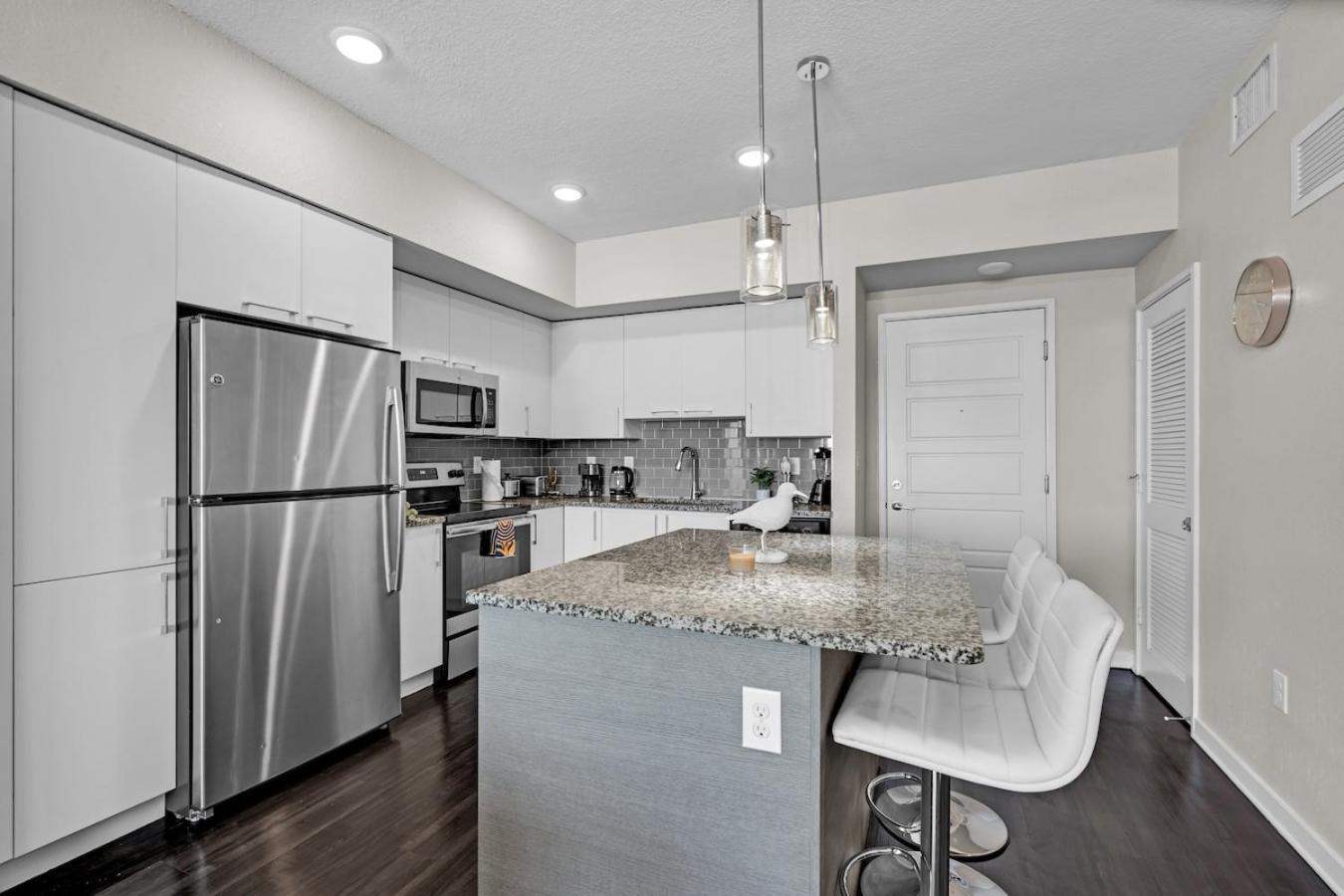 Apartment Sunny Haven 2 Bedroom Unit In Boynton With Parking Boynton Beach