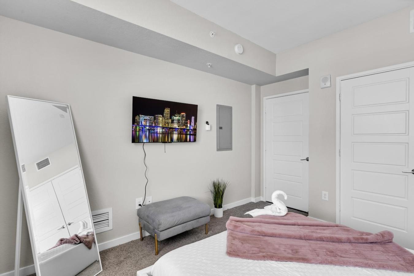 Sunny Haven 2 Bedroom Unit In Boynton With Parking Apartment Boynton Beach